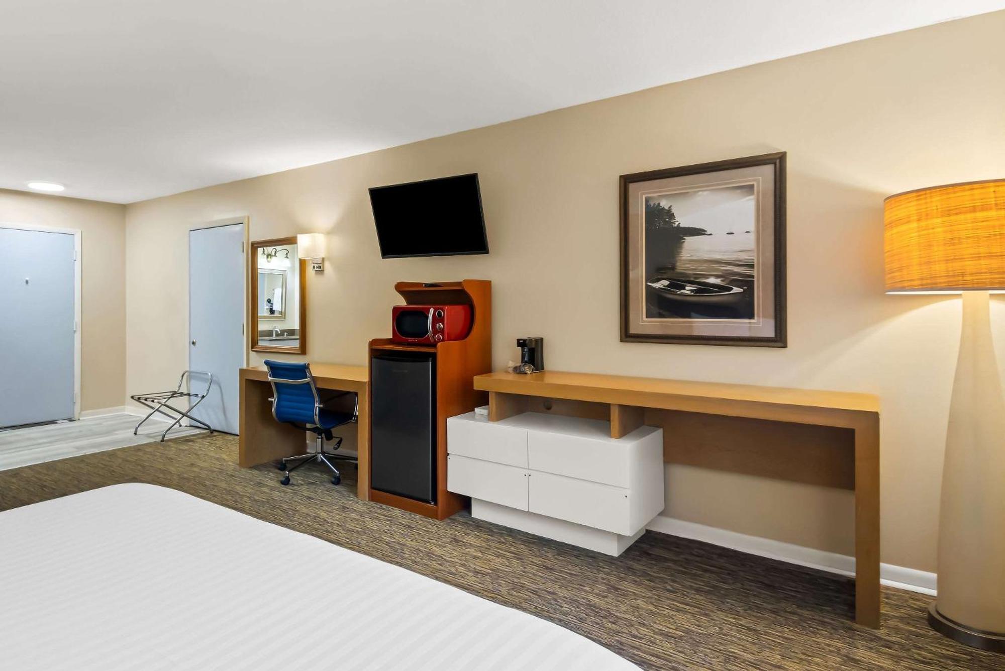 Rodeway Inn Formerly Camp Inn Lodge Oscoda Exteriér fotografie